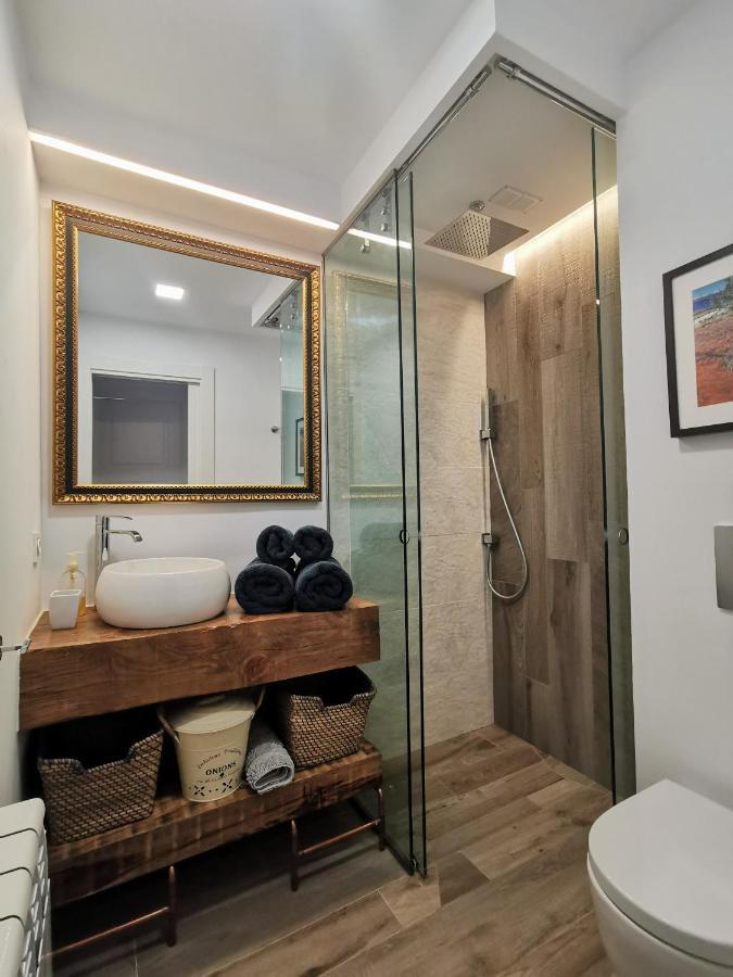 Oroel Apartment ฮากา ภายนอก รูปภาพ
