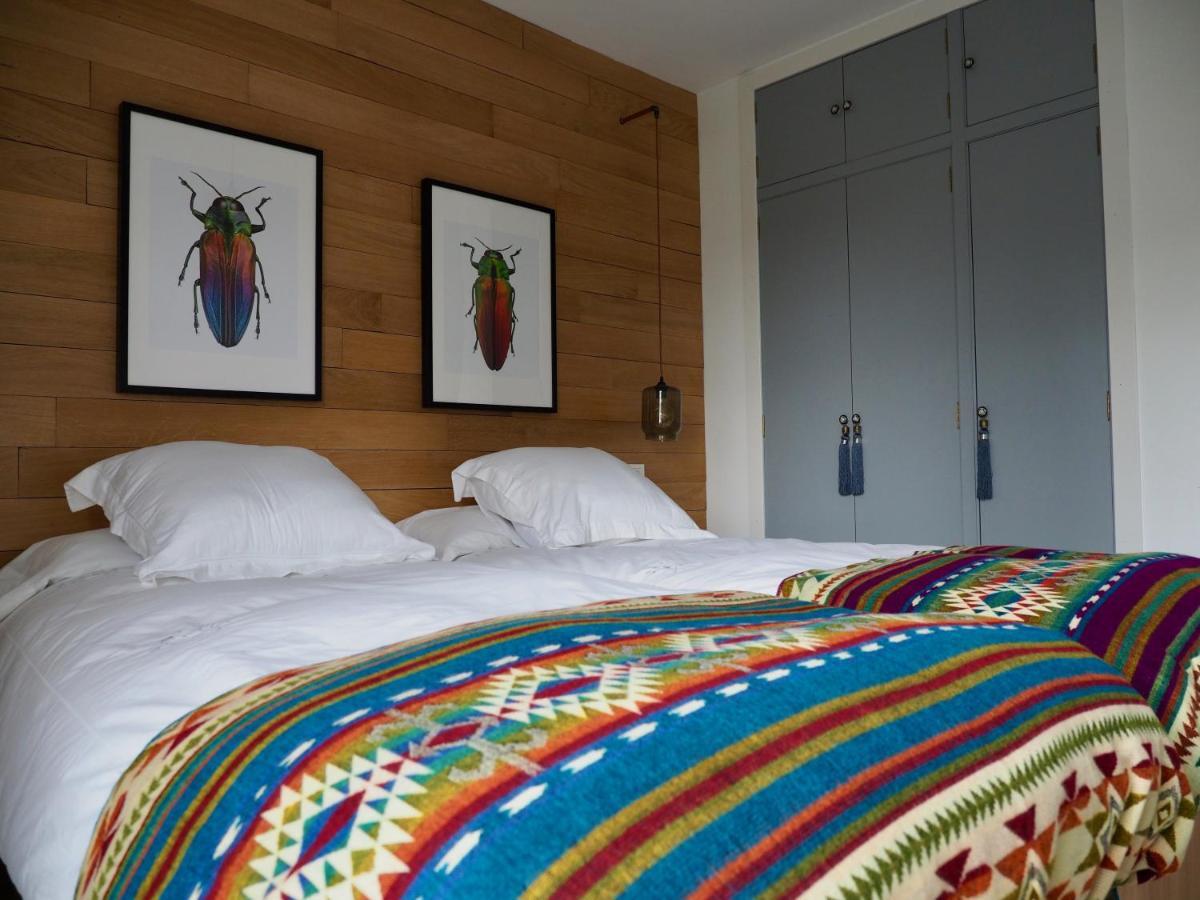 Oroel Apartment ฮากา ภายนอก รูปภาพ